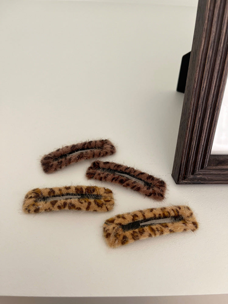 [Set of 2] Leopard faux fur hairpin (2 colors)