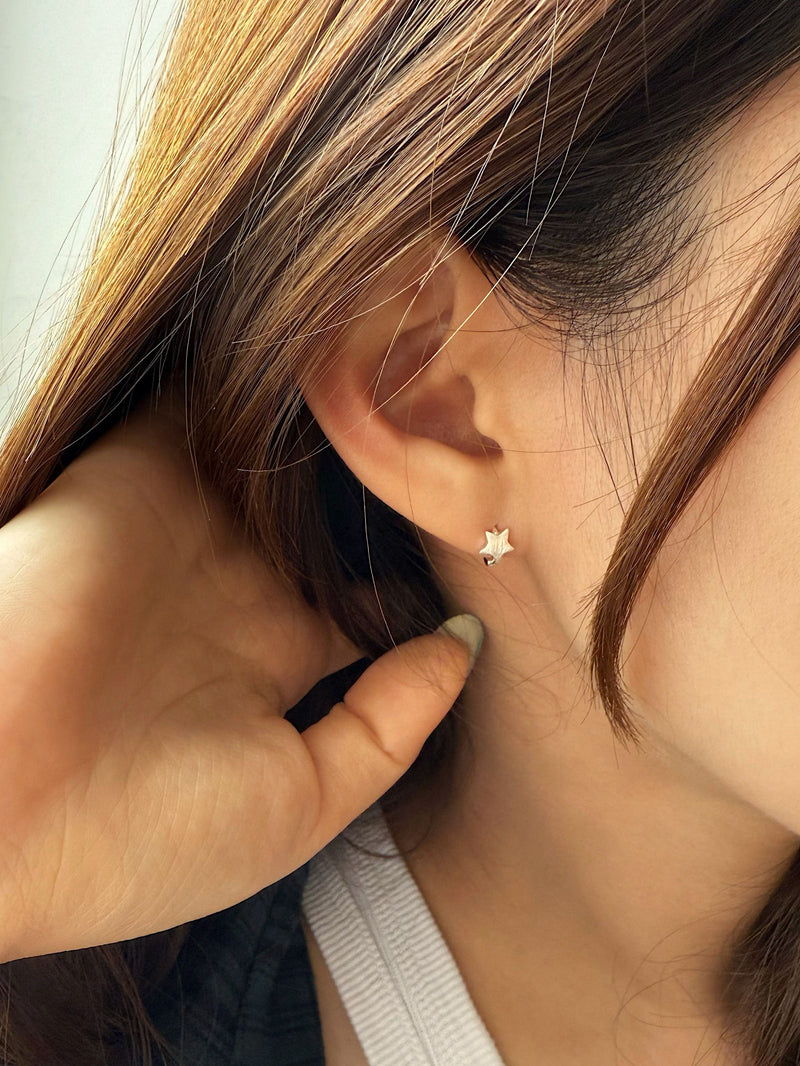 [925 Silver] Rough Wave Line One-Touch Ring Earrings for Both Ears 