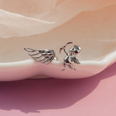 [サージカル]キューピッド＆ウィング モチーフ ピアス (2Type) 16G/14G 羽根 翼 モチーフ ボディピアス キャッチ 軟骨ピアス