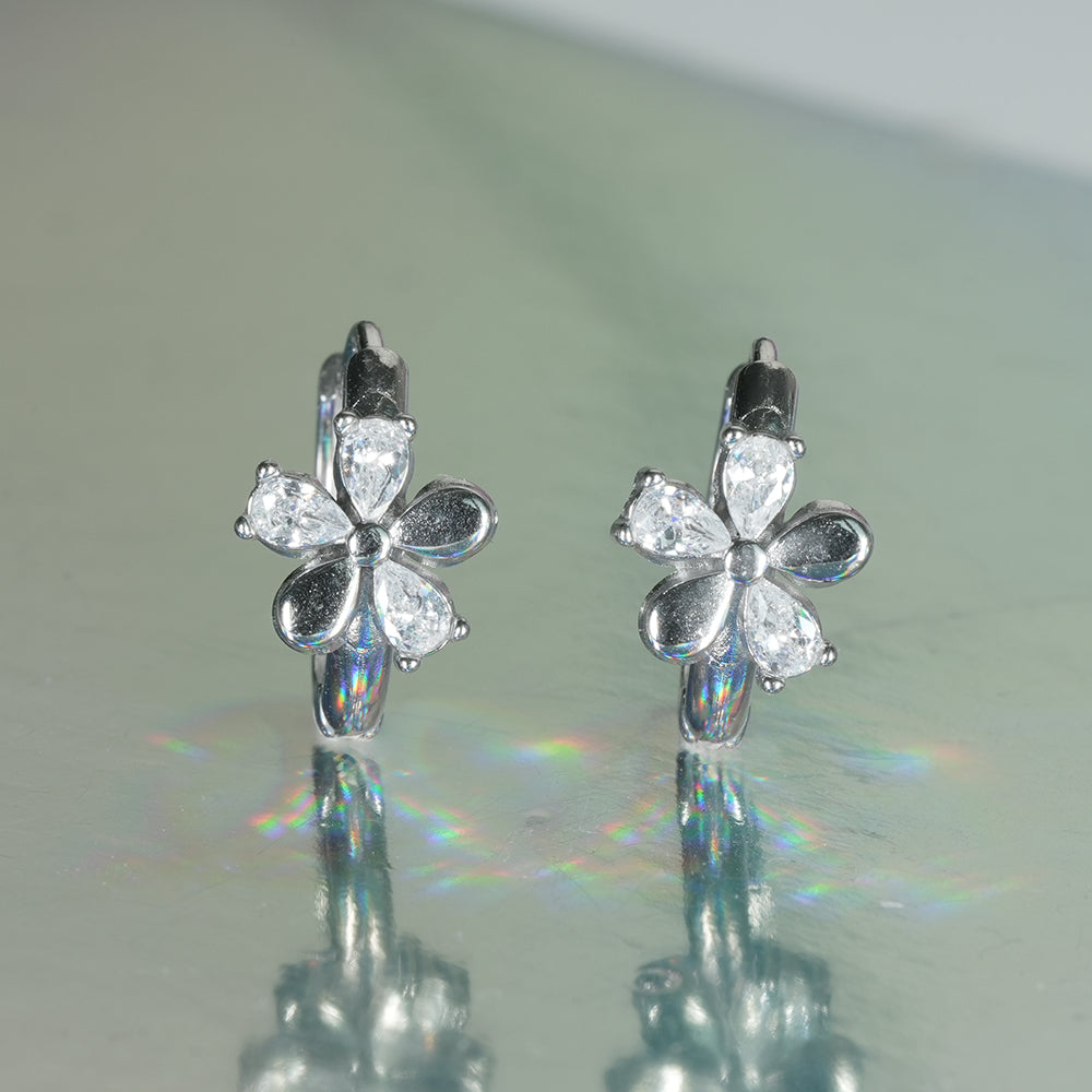 [全サージカル]シルバーキュービックフラワーワンタッチリングピアス