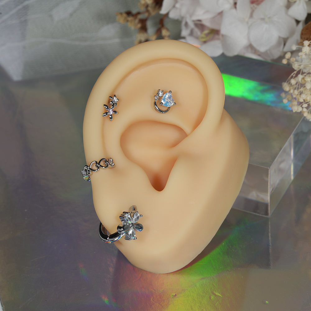 [全サージカル]シルバーキュービックフラワーワンタッチリングピアス