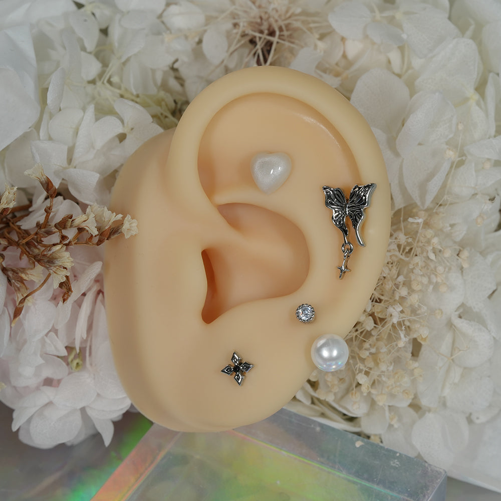 [サージカル]レトロリボン＆バタフライピアス (2Type) 16G/14G 蝶モチーフ ヘリックス 軟骨ピアス