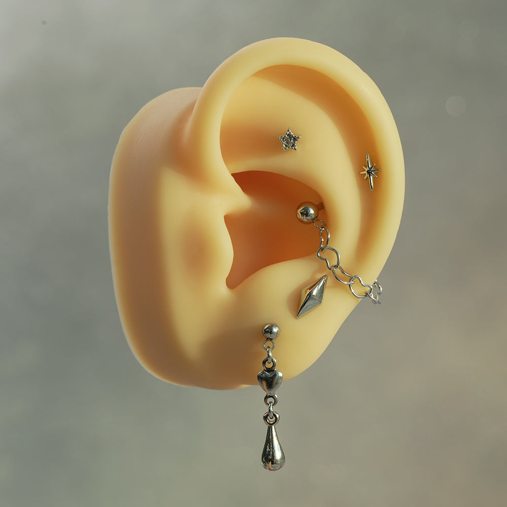 [全サージカル]ボリュームダイヤモンドシェイプピアス 16G ボディピアス キャッチ