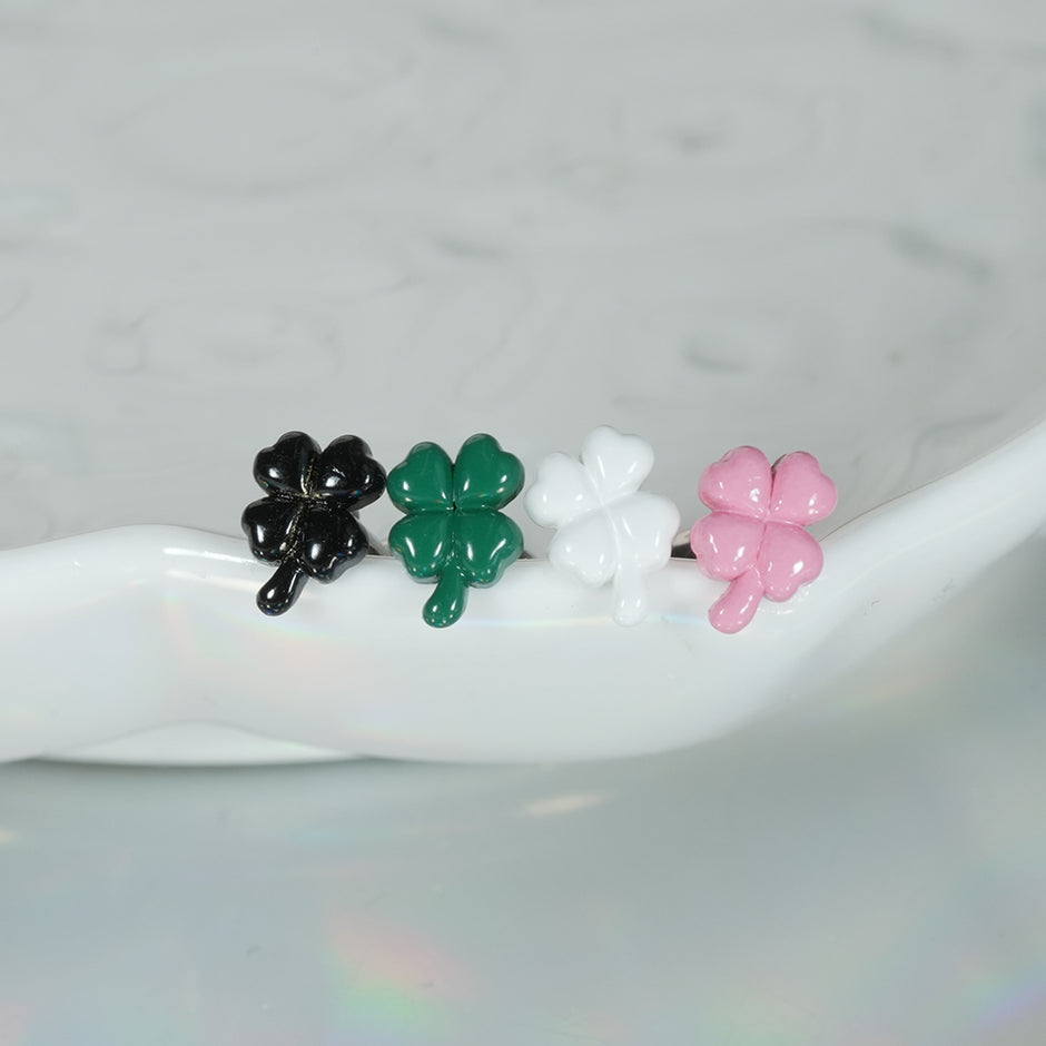 サージカル]ぷっくり エポキシ クローバー ピアス (4Color) 16G