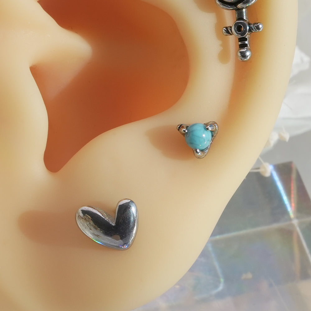 [全サージカルステンレス]アシンメトリー ぷっくりハート＆ドロップバーベルピアス 2Type 軟骨ピアス 16G