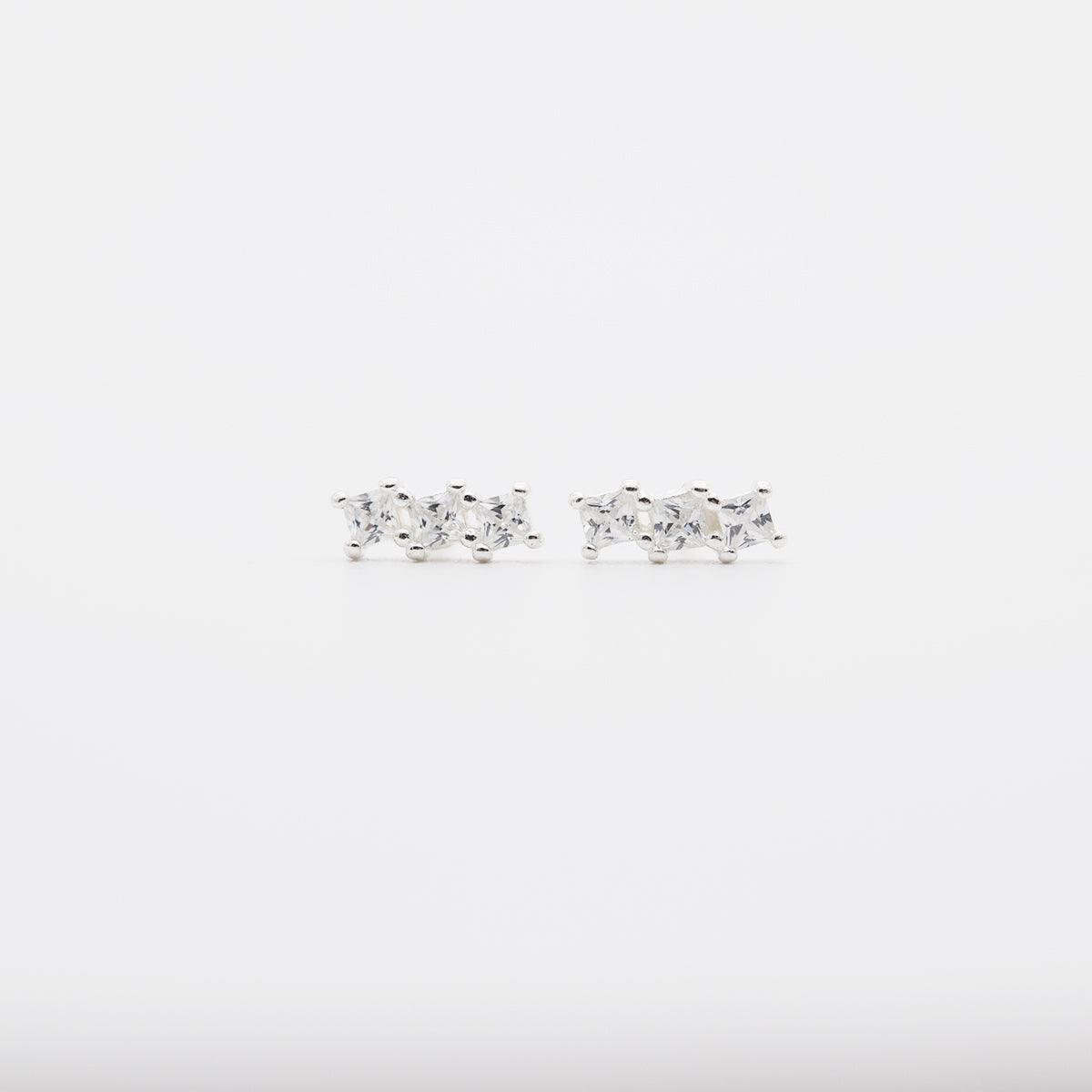 [925 Silver]アンバランス 3石 キュービック ピアス (2Color) - 4MiLi (フォーミリ)