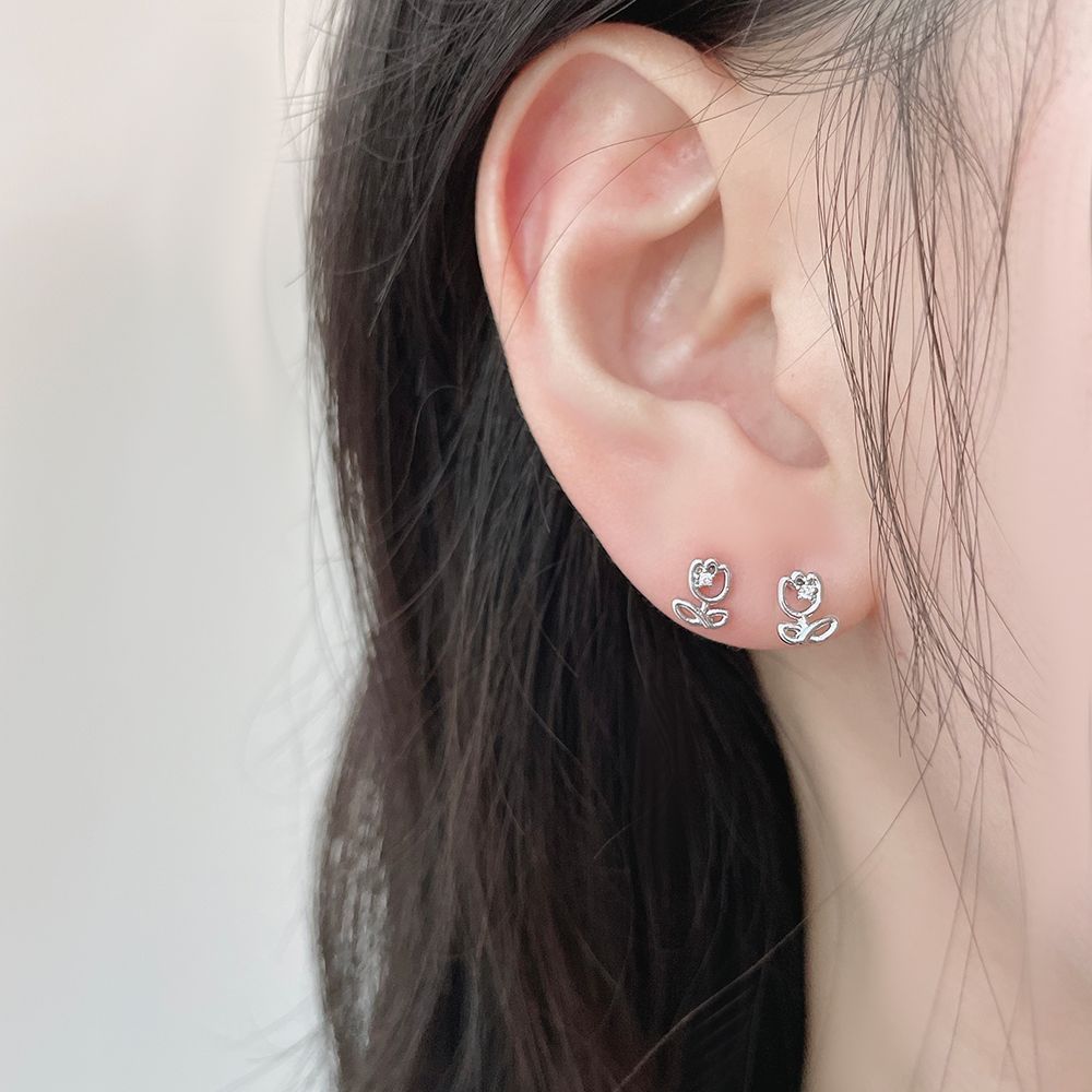 [Surgical] Rose Flower (2 Colors) Body Piercing Back Piercing Cartilage Piercing 