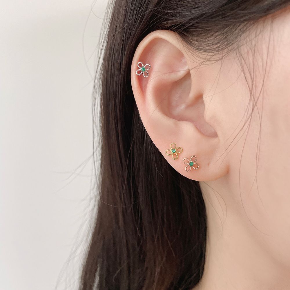 [Surgical] Cubic Flower (2 Colors) 16G Body Piercing Back Piercing Cartilage Piercing 