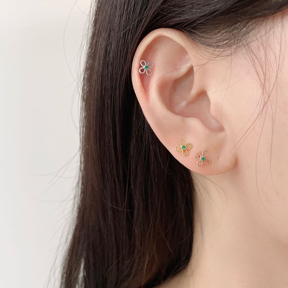 [Surgical] Cubic Flower (2 Colors) 16G Body Piercing Back Piercing Cartilage Piercing 