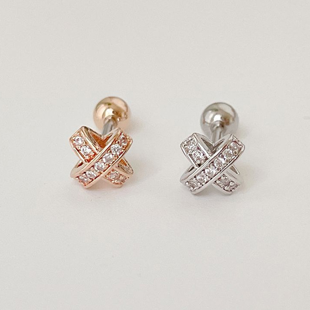 [サージカル]ボリューム クロスライン キュービック (2Color) 16G ボディピアス