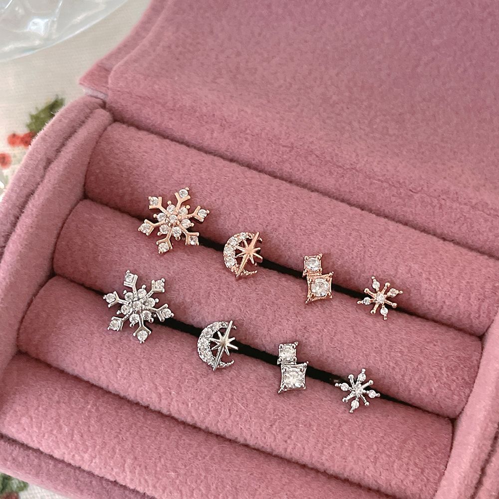 [ชุด 3 ชิ้น] [แบบผ่าตัด] ต่างหูดอกไม้สีเขียว (2 สี) เจาะร่างกาย เจาะหลัง เจาะกระดูกอ่อน 