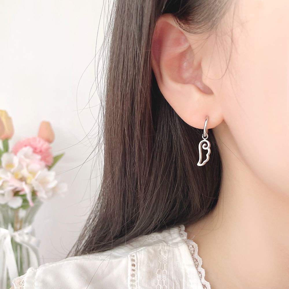 エンジェルウィング チャーム ワンタッチリングピアス 両耳用