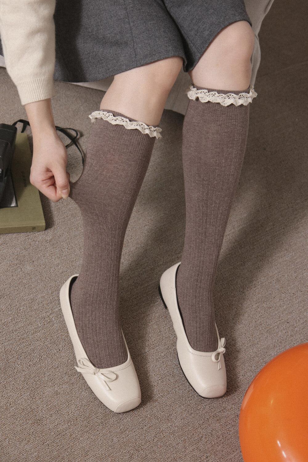 lace pattern knee socks (3colors) ソックス/靴下 - 4MiLi (フォーミリ)