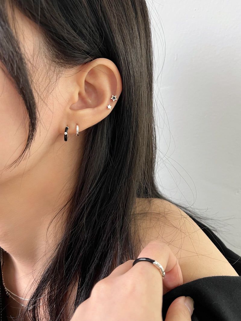 [925 Silver] Color star earrings (2 sizes/4 colors) 20G 