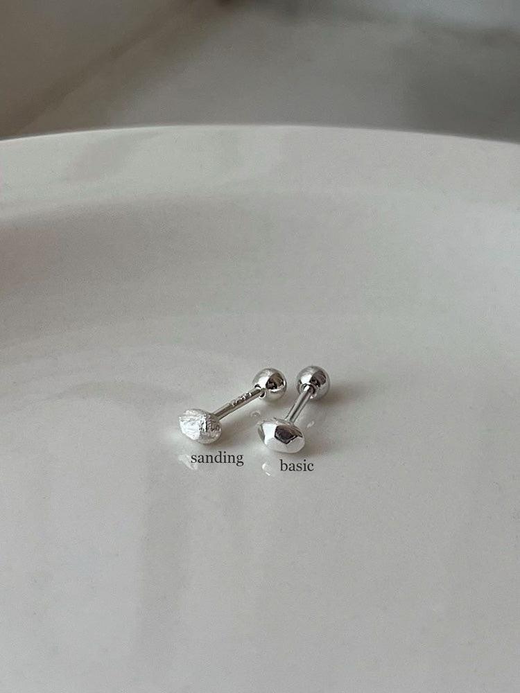 [925 Silver] カット ペブル ピアス (2Type) 18G ボディピアス キャッチ ピアッシング 軟骨ピアス