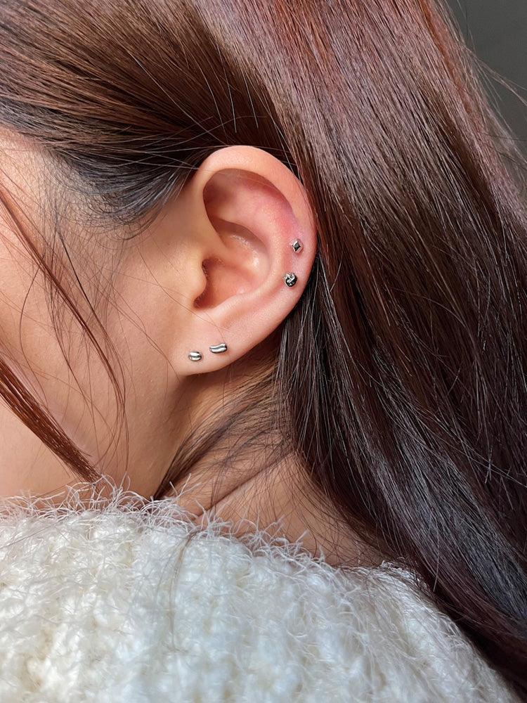 【即納】[サージカル]豆 まめ モチーフ ピアッシング (2type/3color) 16G