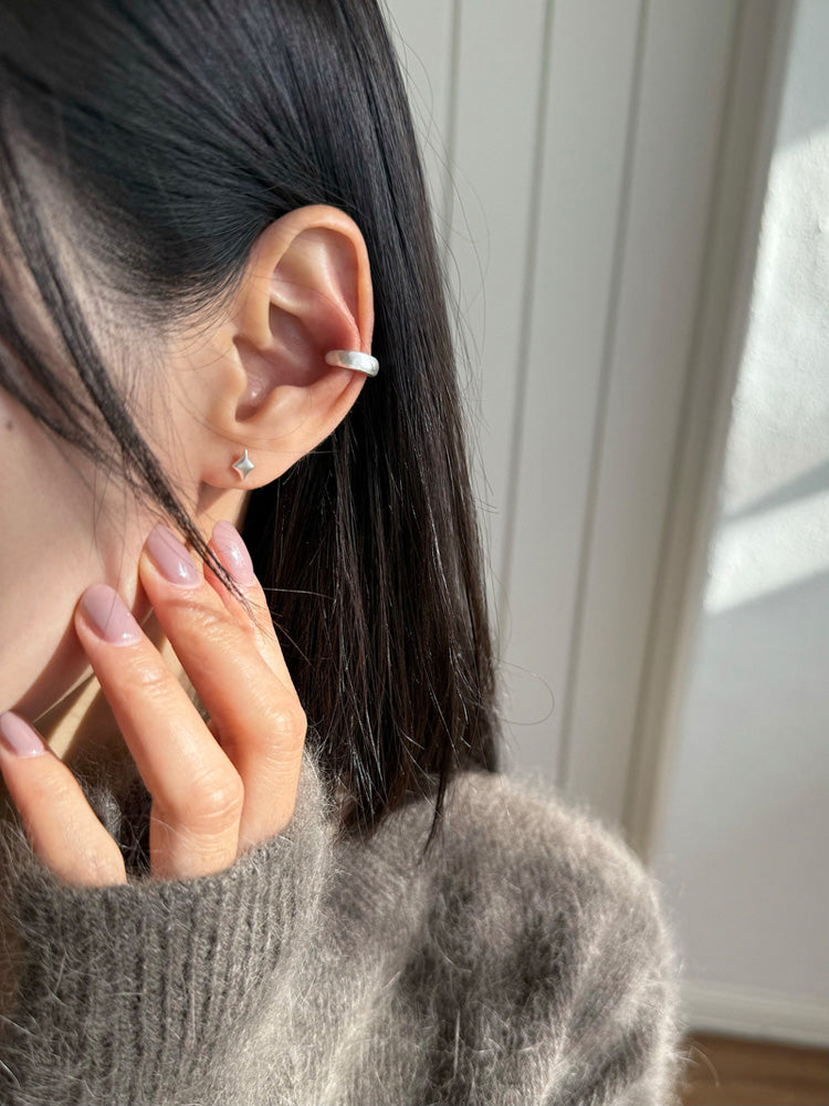 [925 Silver] Matte Bold Ring Ear Cuff 