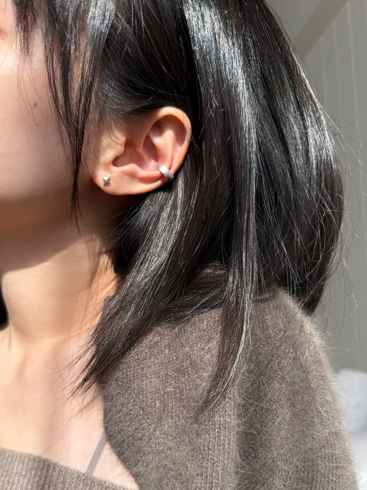 [925 Silver] Matte Bold Ring Ear Cuff 