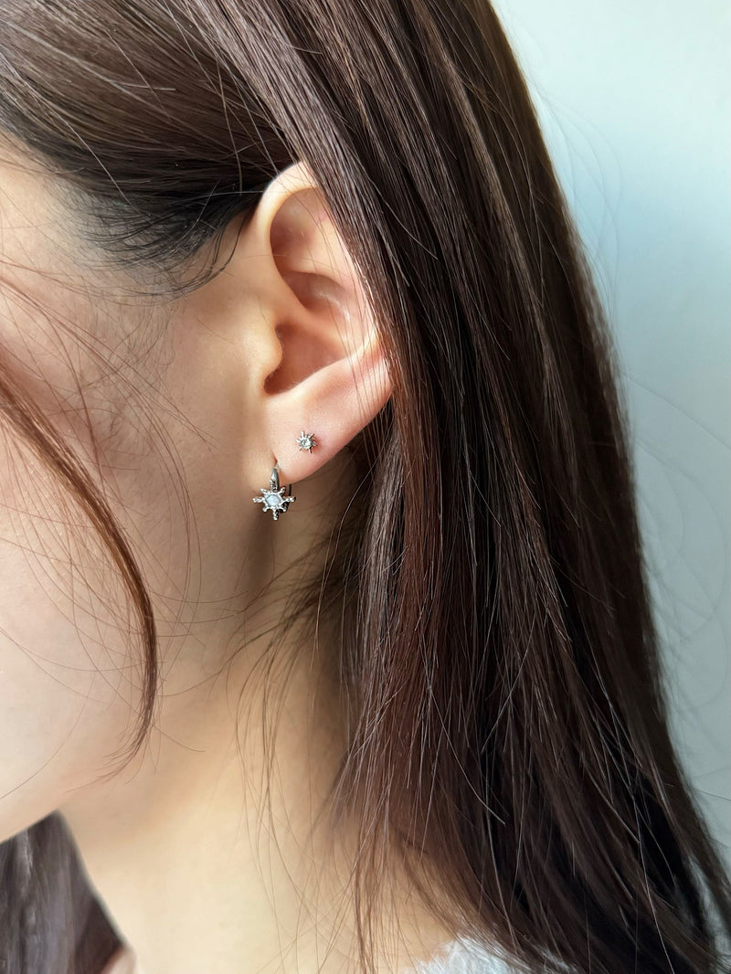 [サージカル]キュービック太陽 (2size/2color) 16G ボディピアス キャッチ ピアッシング 軟骨ピアス