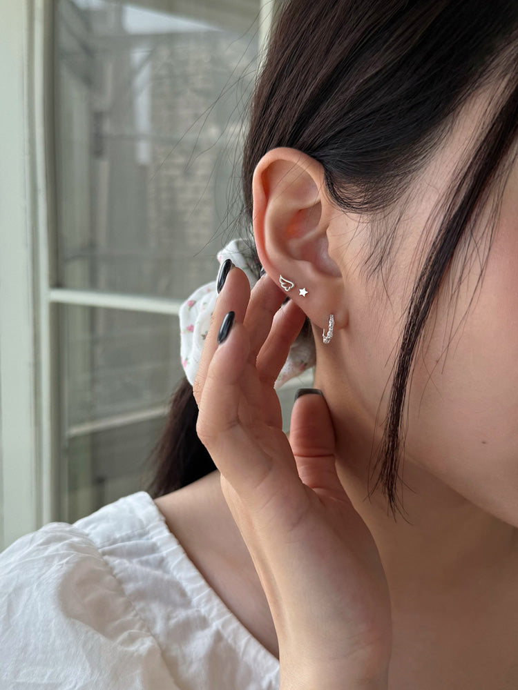 [925 Silver] ต่างหูแบบสวมนิ้ว Rough Wave Line สำหรับทั้ง 2 ข้าง 