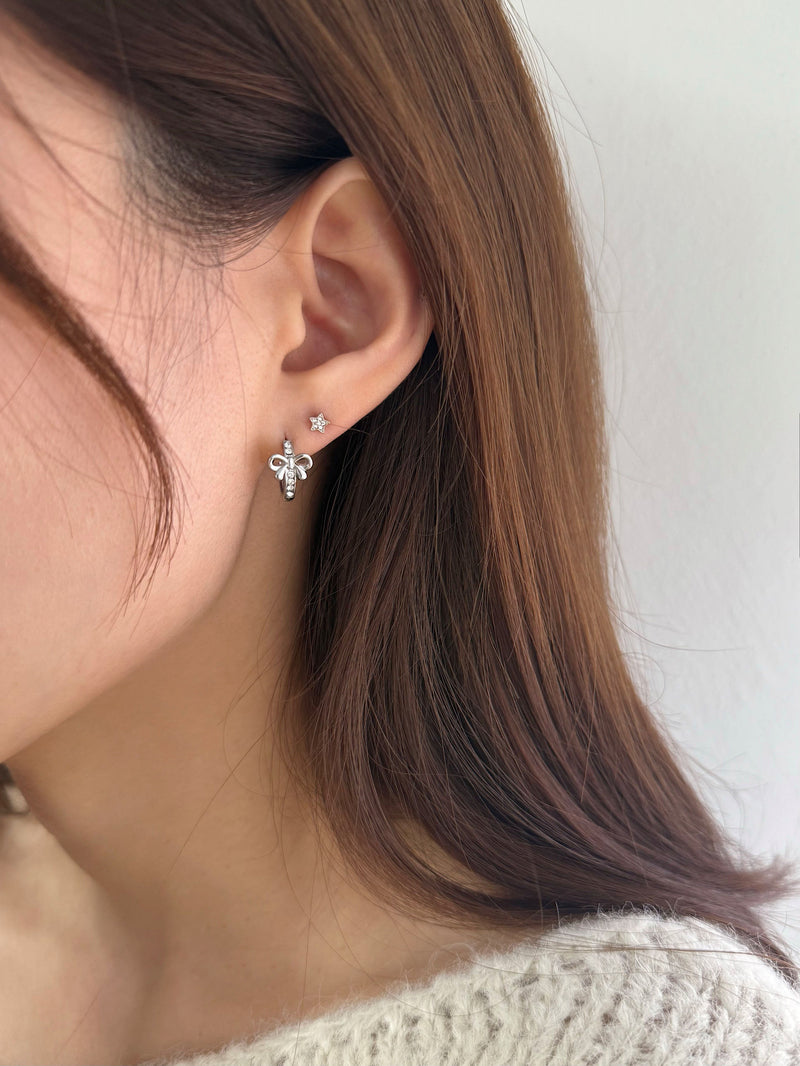 [全サージカル] リボンキュービック ワンタッチリングピアス 両耳用