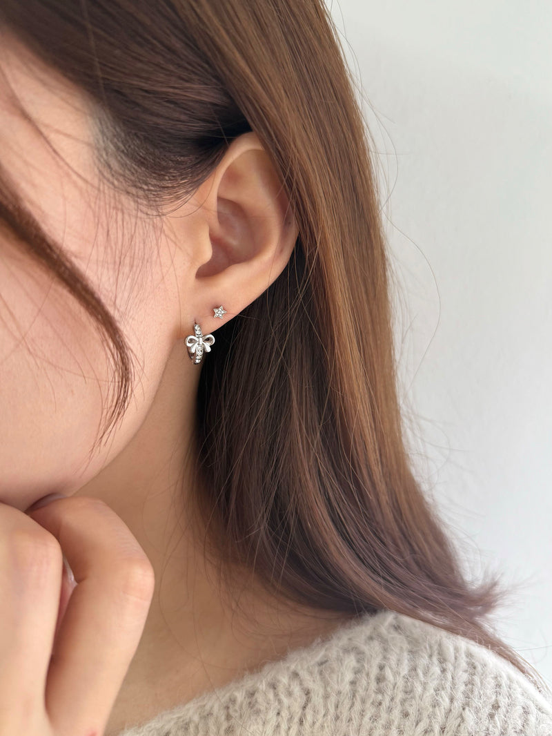 [全サージカル] リボンキュービック ワンタッチリングピアス 両耳用