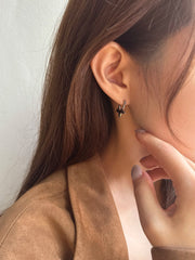 [925 เงิน] แหวนเพชรประกาย 3 เหลี่ยม