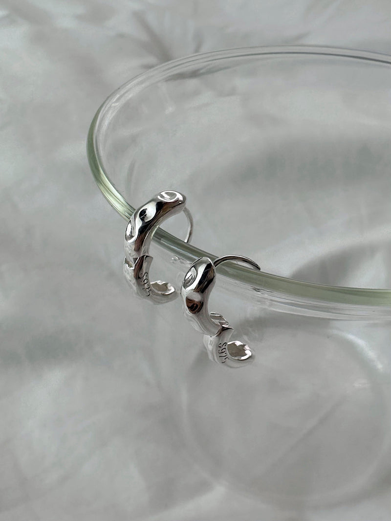 [925 Silver]バンピーテクスチャー ワンタッチリングピアス 両耳用 シルバー925 ピアス 大人 ピアス