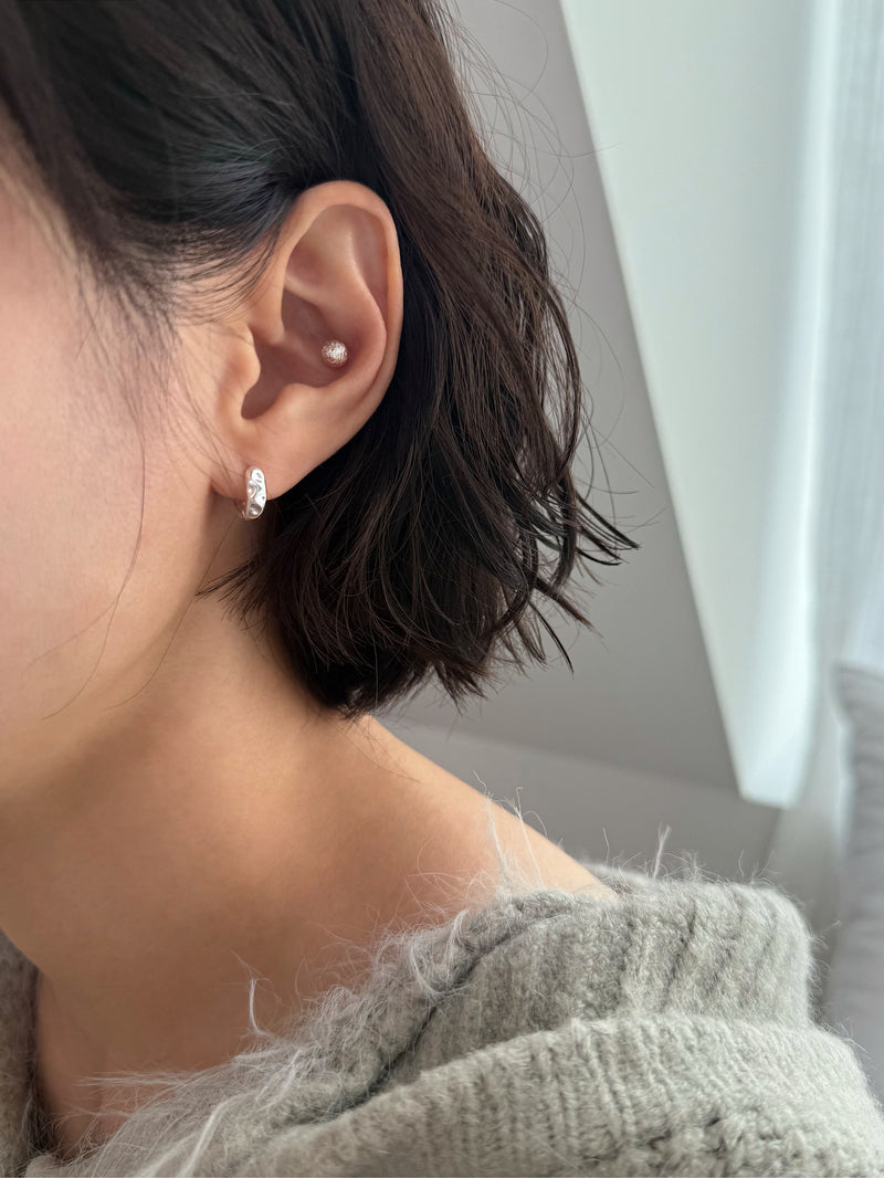 [925 Silver]バンピーテクスチャー ワンタッチリングピアス 両耳用 シルバー925 ピアス 大人 ピアス