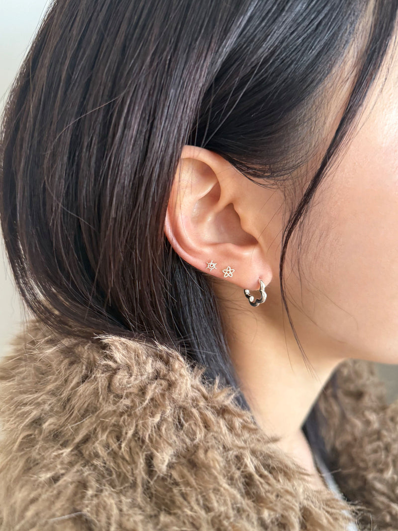 [925 Silver] Rough Wave Line One-Touch Ring Earrings for Both Ears 