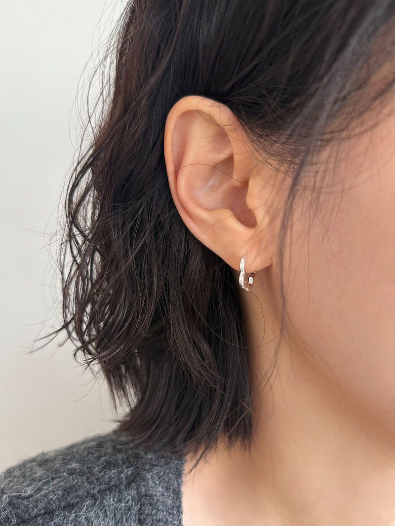 [925 Silver] Rough Wave Line One-Touch Ring Earrings for Both Ears 