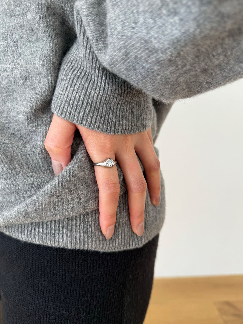 [サージカル] キュービック ハートポイント リング 金属アレルギー対応 / サージカルステンレス