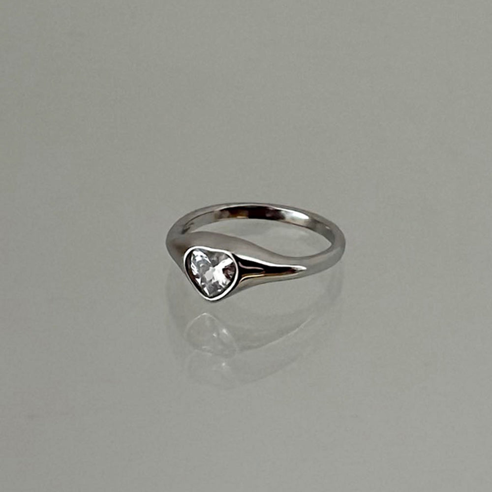 [サージカル] キュービック ハートポイント リング 金属アレルギー対応 / サージカルステンレス