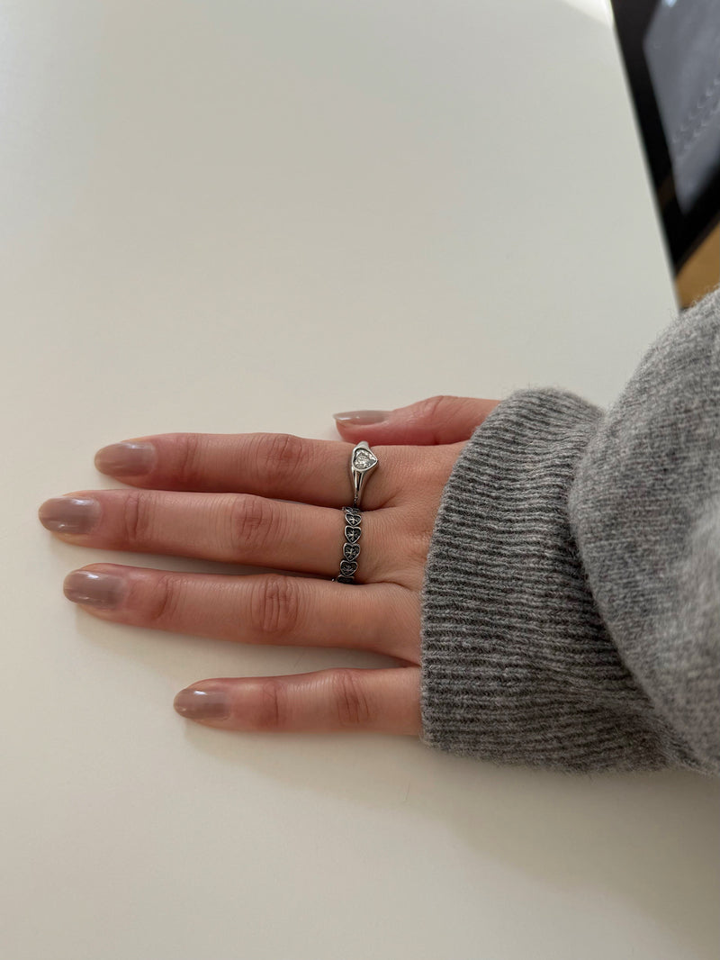 [サージカル] キュービック ハートポイント リング 金属アレルギー対応 / サージカルステンレス