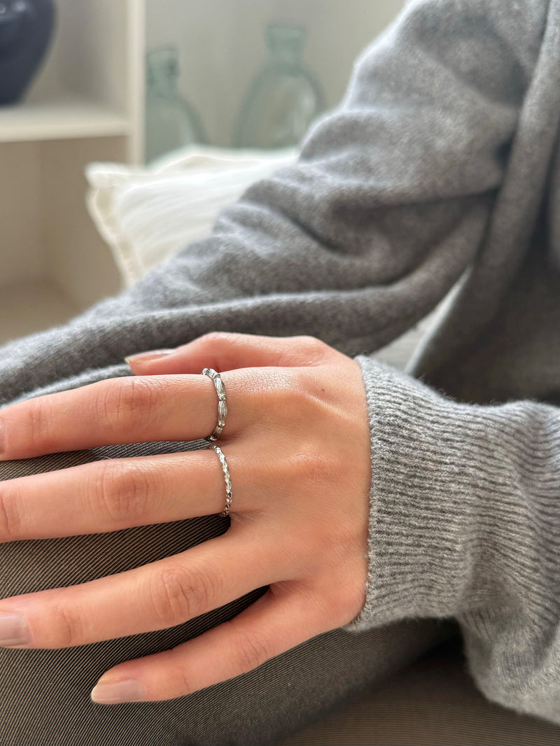 [サージカル]カッティングデザイン シャインリング 金属アレルギー対応 / サージカルステンレス