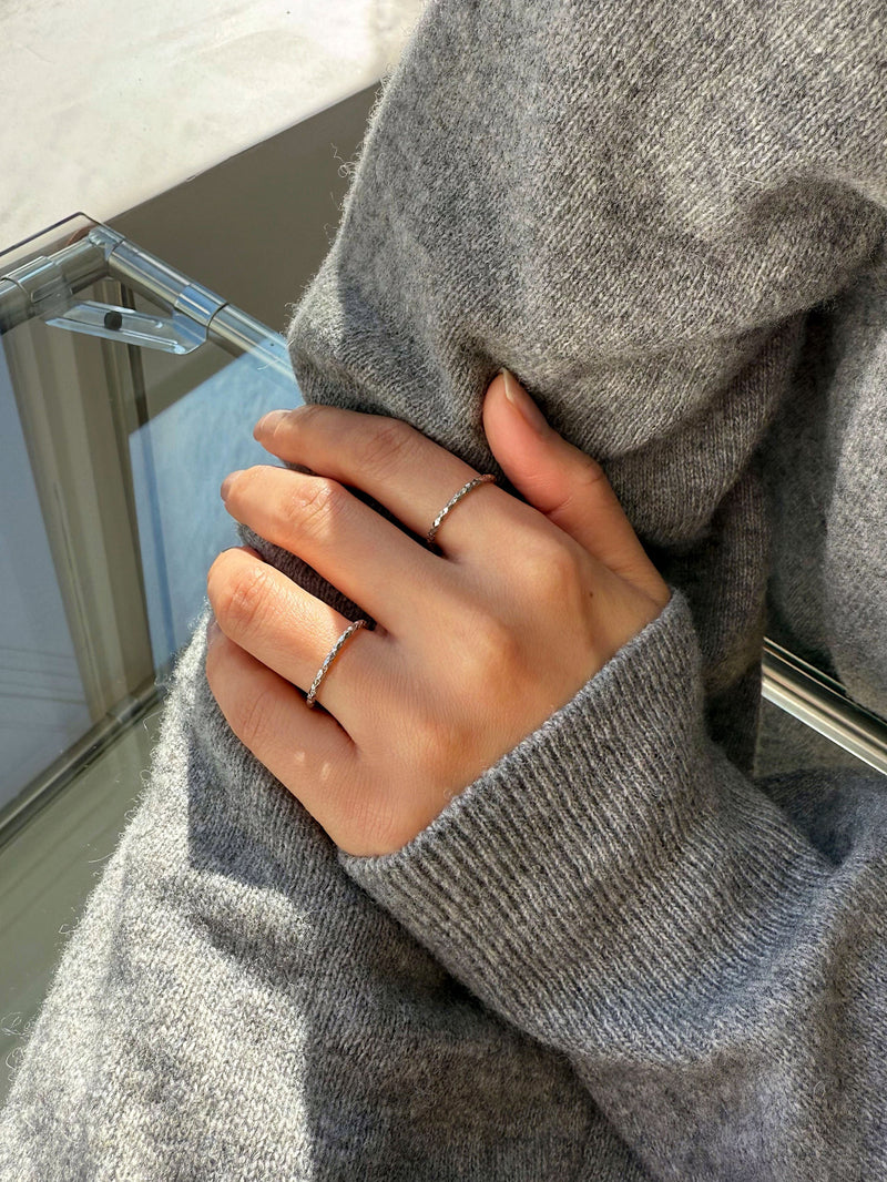 [サージカル]カッティングデザイン シャインリング 金属アレルギー対応 / サージカルステンレス