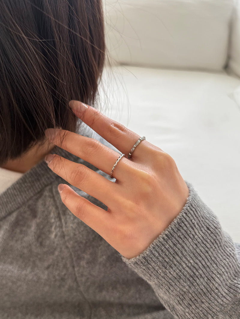 [サージカル]カッティングデザイン シャインリング 金属アレルギー対応 / サージカルステンレス