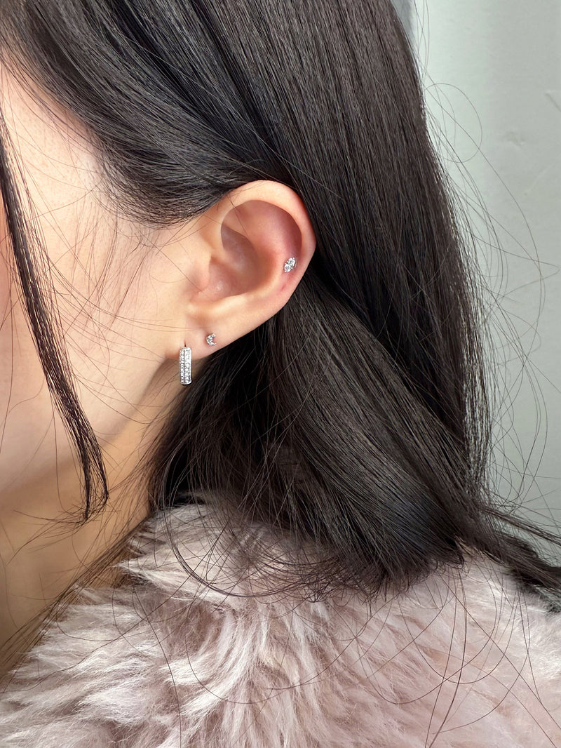 [サージカル]ダブルキュービック オーバル バーベルピアス 16G ボディピアス キャッチ 軟骨ピアス