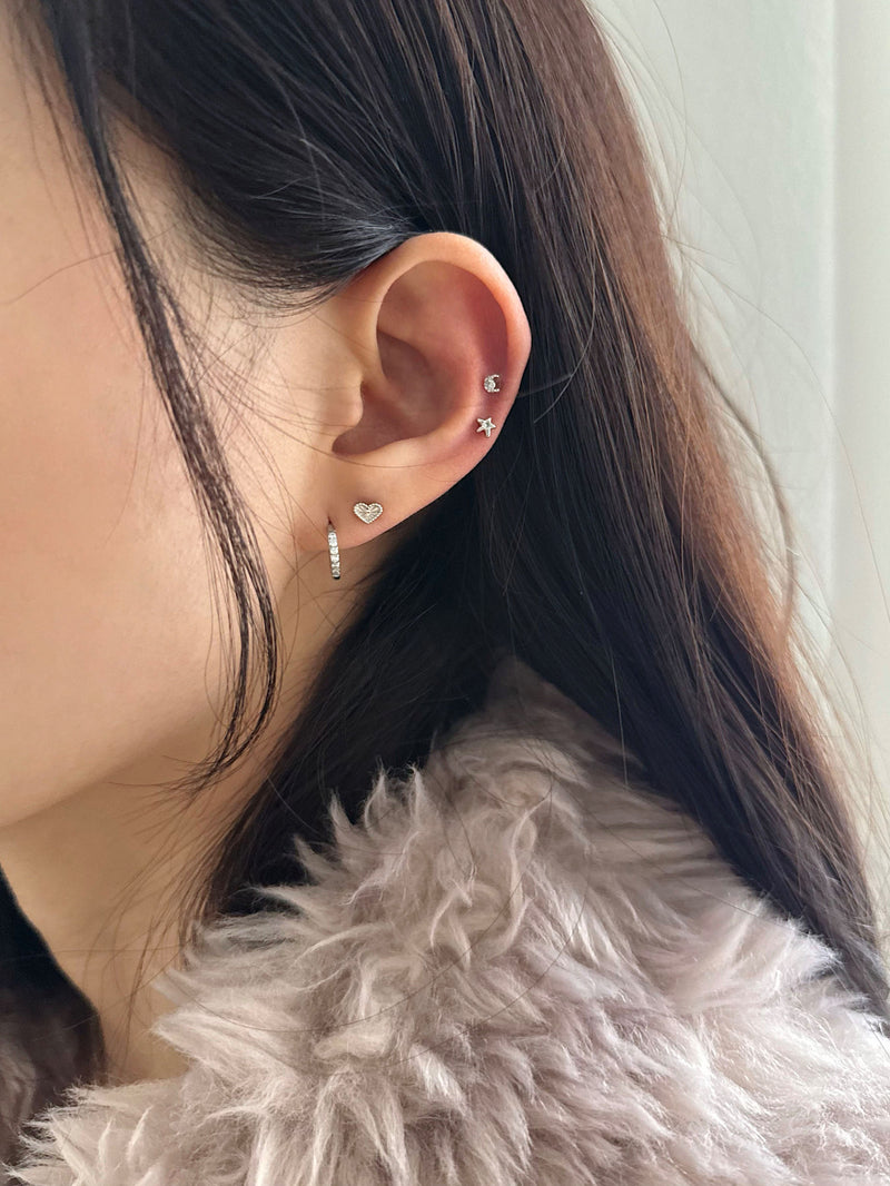 [サージカル]ミニ ラフキュービック フラワー バーベルピアス 16G ボディピアス キャッチ 軟骨ピアス