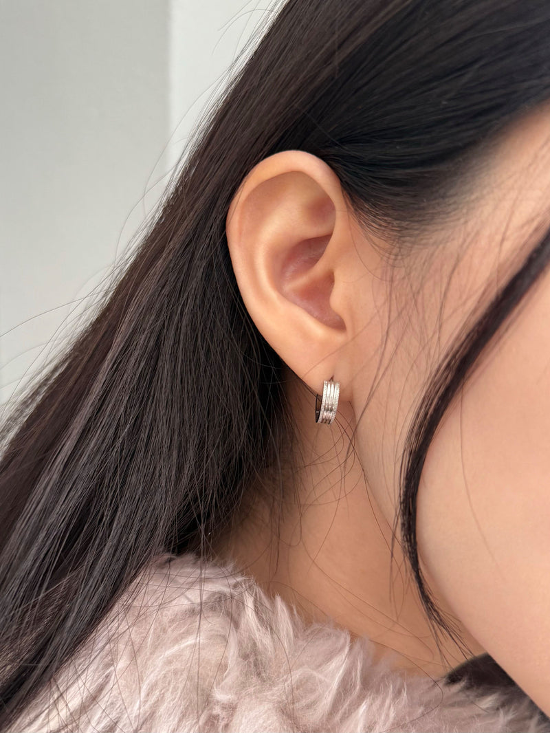 [全サージカルステンレス] グリッター ボールド ワンタッチ リングピアス フープピアス (3Type) 両耳用