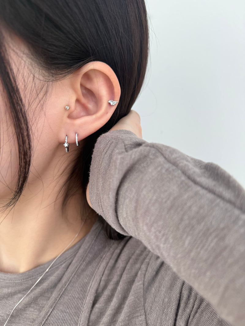 [チタン] キュービック スター セグメントリング ピアス (2Type/ 3Size) 太さ0.8mm / 1.2mm