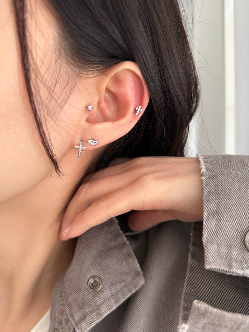 サージカル]キュービック クロス ピアス (3Type) 16G 軟骨 ボディ