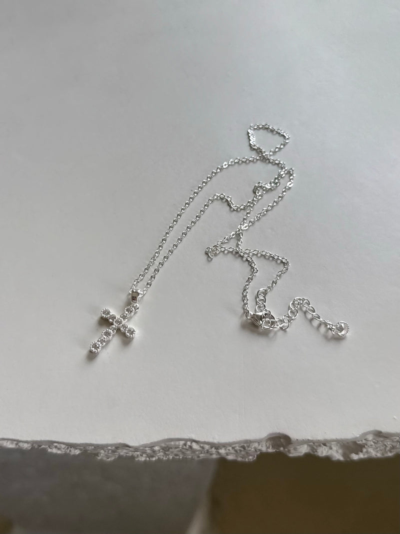 [Surgical] สร้อยคอเชือกหัวใจสีฤดูใบไม้ร่วงยาว (3 สี/ความยาวปรับได้)