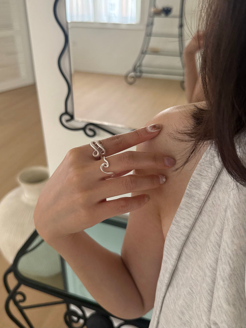 マットシルバー ニュアンスモチーフリング（3Type）個性的 ヴィンテージ 韓国アクセサリー