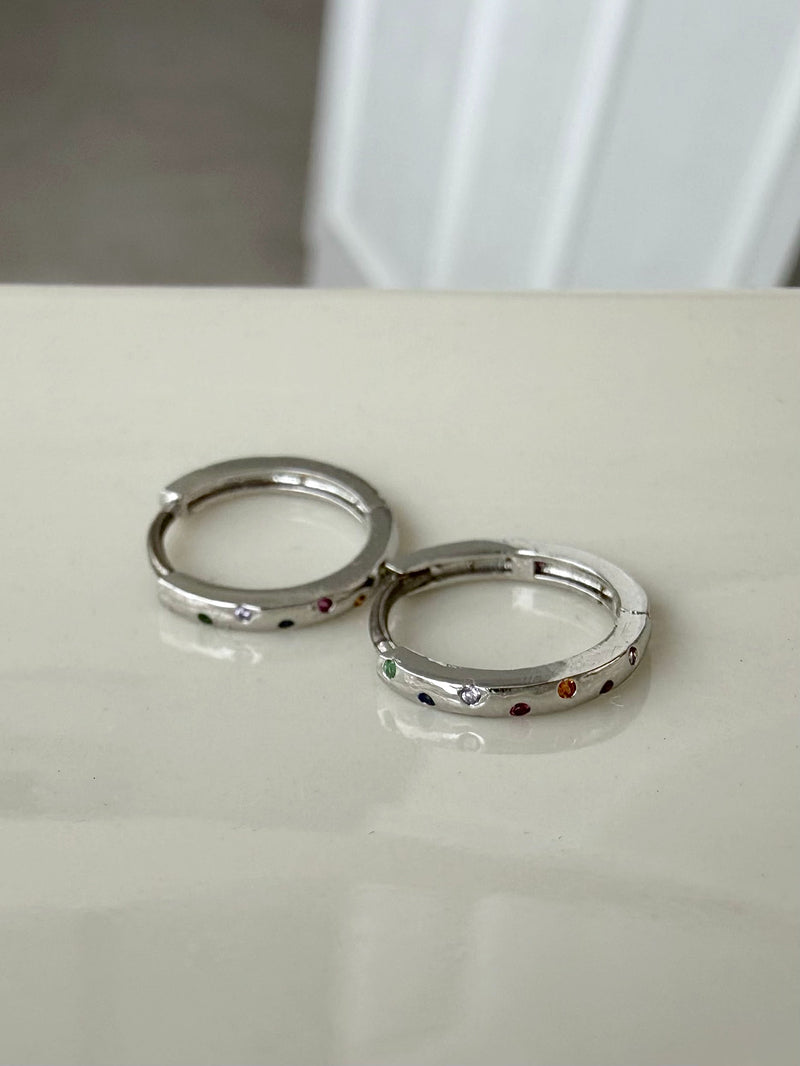 [サージカルステンレスポスト] レインボーキュービック ワンタッチリングピアス 両耳用