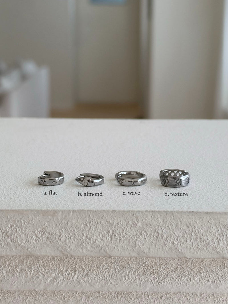 [全サージカル]キュービック スパークル ワンタッチ フープピアス（4Type 両耳用 サン＆スター ヴィンテージ フープピアス
