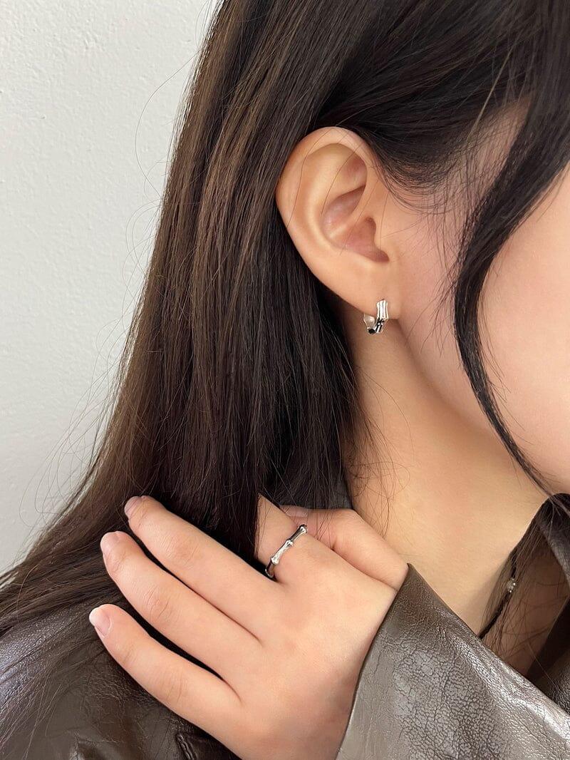 [925 Silver]バンブー ライン カット ワンタッチ ピアス Earrings younglong-seoul 