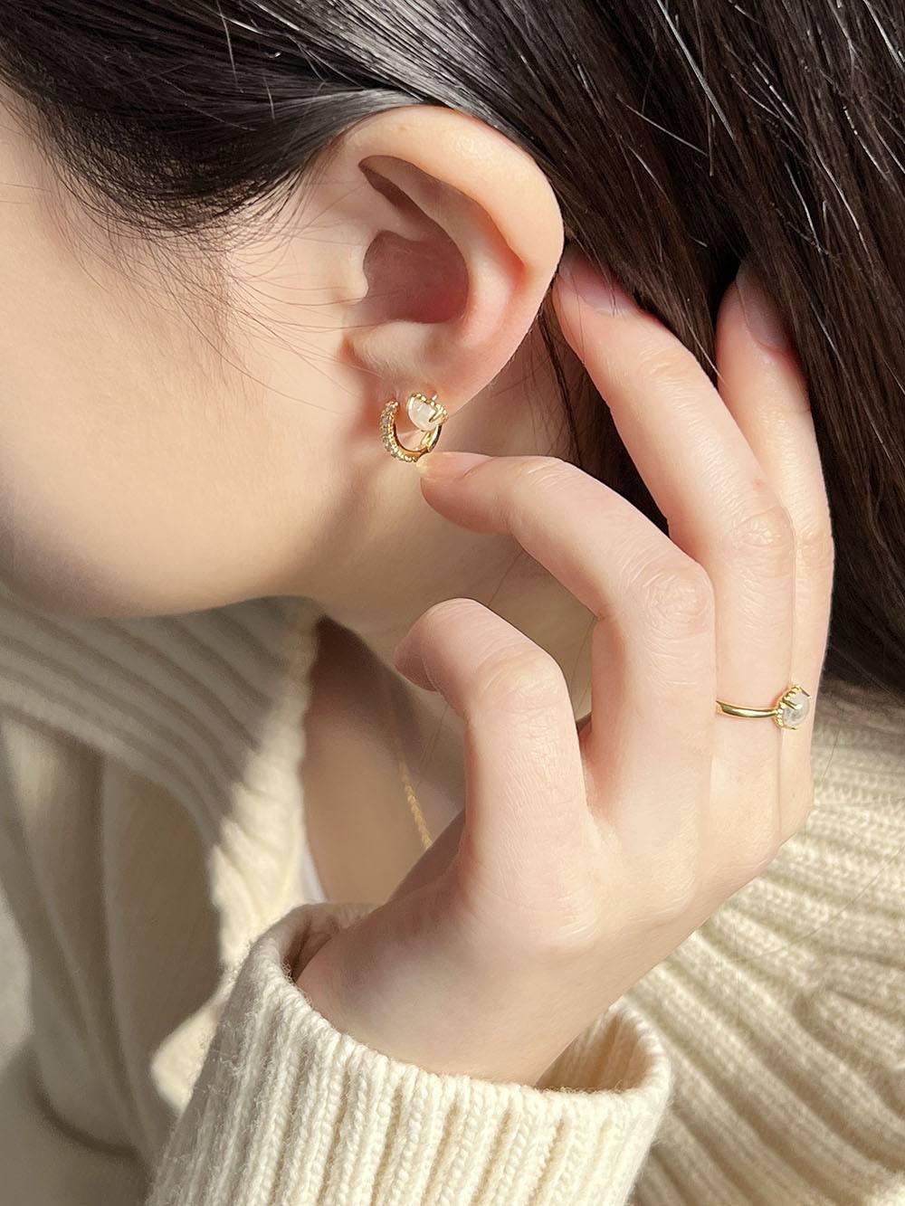 [925 Silver]バニラムーンストーンハートピアス Earrings The Klang 