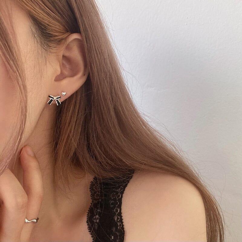 [925 Silver]ブラック レース リボン ピアス Earrings younglong-seoul 