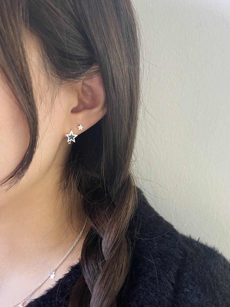 [925 Silver]ブラック スター ポイント リングピアス Earrings younglong-seoul 